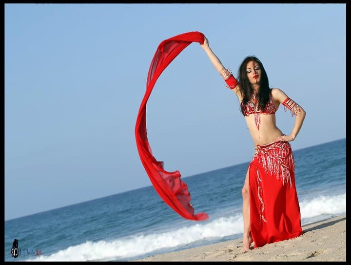 Carrara Nour, belly dancer in Orlando and Melbourne, FL